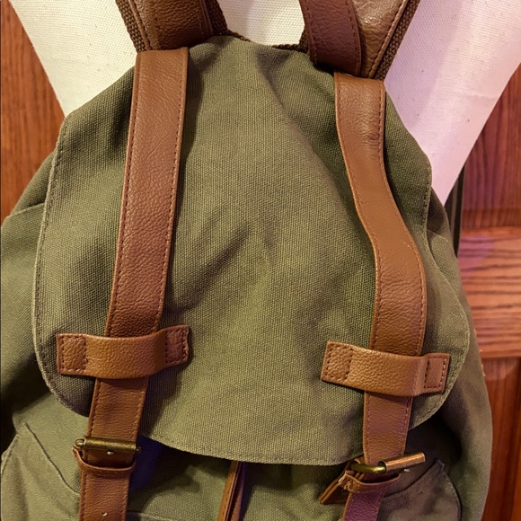 Canvas Backpack with Brown Accents - Picture 3 of 16